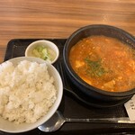 カルビ丼とスン豆腐専門店 韓丼 - 