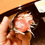 小松 弥助 - ネギトロ手巻き