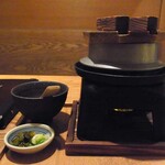 Uotake - 鯛釜飯1,000円