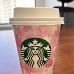 スターバックスコーヒー - 桜柄カップがかわいい