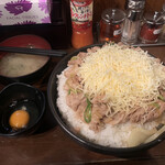 伝説のすた丼屋 - 