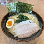 横浜家系ラーメン まくり家 - まくり盛