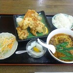 味珍 - 唐揚げ定食870円