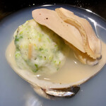 食堂こなん - 椀物 北寄貝と菜の花の真薯 桑名蛤