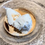 La Brianza - アフォガート。ブリアンツァはドルチェの甘みが控えめなのが嬉しい私好み。結構お腹いっぱいでも美味しく楽しめちゃうのよ