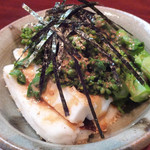 興 - 「菜の花と焼きはんぺんのからしごま醤油和え」：キリッとしたごま醤油！
      春の息吹が心地良いほろ苦さと共に萌え上がります♪
      