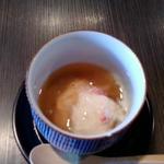 和 is 魯菴 - 湯葉蒸し