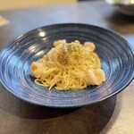 うにと海老ののクリームパスタ