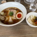 中華そば 和渦 TOKYO - 特製醤油+卵かけご飯　¥1,150(1,100+50)