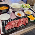 焼肉 桜咲 - 和牛カルビランチ…1480円
