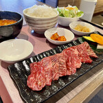 焼肉 桜咲 - 和牛カルビランチ…1480円