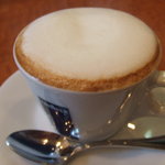 オステリア・マンジャベーネ - 食後の飲み物　カプチーノ