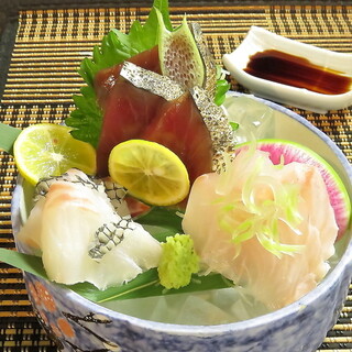 【尾鷲直送！鮮度自慢】その日仕入れる一番旨い鮮魚をご堪能あれ