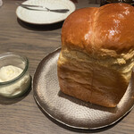 RACINES Boulangerie & Bistro - 