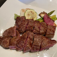 米澤牛DINING べこや - 米沢牛サーロイン　200グラム　ミディアム