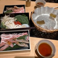 瓢嘻 新橋店 - 六白黒豚、特大ずわい蟹、野菜盛り