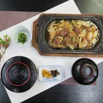 ふるさと日南邑 - 鉄板焼肉定食