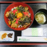 ふるさと日南邑 - 鶏きのこ丼