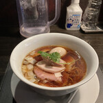 カネキッチン ヌードル - 地鶏丹波黒どり特選醤油らぁめん
      　　　　　　　　　　　　　　1250円