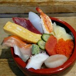 笹寿司 - 昼限定の海鮮丼 1001円(税込)2022年訪問