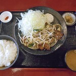 Chuukashokudou Yoshidaya - レバニラ定食