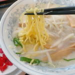 Kaimien - 麺