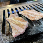 安兵衛 - 特タン 焼けたよ♡