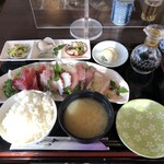 海花 - お刺身定食