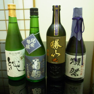 Delicious Sushi with delicious sushi. Enjoy carefully selected sake that complements your dishes.