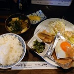 ぶんぶく - 令和4年3月 ランチタイム
            日替わり小鉢定食 850円