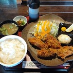 Sarato Ga - カキフライ定食