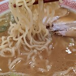 幸楽苑 - 期間限定 㐂伝らーめん 麺リフト(2022年3月23日)