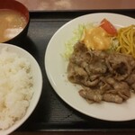 ランチハウス ミトヤ - スパイシー焼肉定食