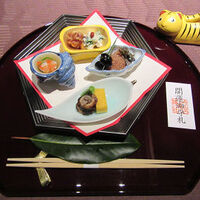 北新地 湯木 新店 - 前菜