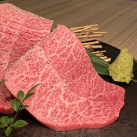 近江うし 焼肉 にくTATSU 青山本店 - 