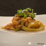 カーサ・デル・チーボ - バジリコを練り込んだシャラティエッリ毛蟹のトマトソース