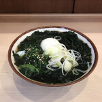 そばの神田 東一屋 - アサソバビンボー！　
      朝そば＋わかめ！
