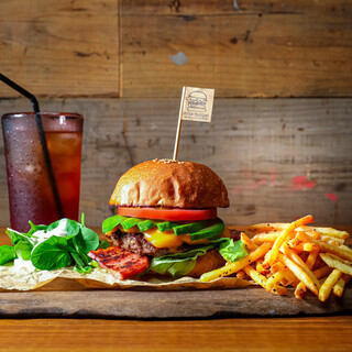 ミリアバーガー_0