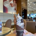 Lindt Chocolat Cafe - 