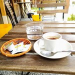 Cafe Gewa - エスプレッソW500円が木曜は見習いさんがやっているので450円