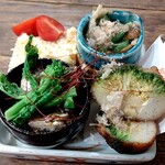 Obanzai Anko - おばんざい盛合せ 小 1000円   春菊とナメコのお浸し・ブロッコリーのさつま揚げ・マカロニサラダ・イワシ梅煮。
