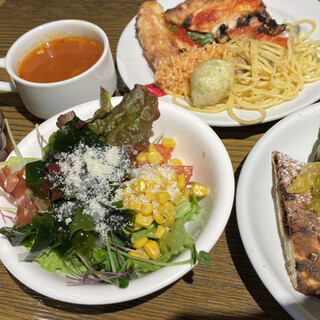 サルヴァトーレクオモ&バール_0