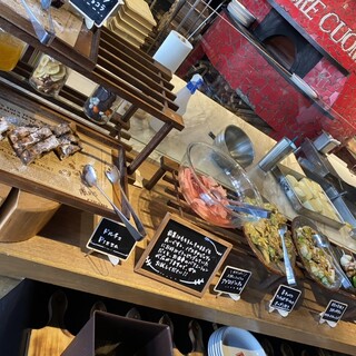 サルヴァトーレクオモ&バール_1