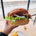 THE FANTASTIC BURGER - 