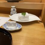 小松 弥助 - オシボリも凝っている