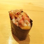 すし 豊倉 - 甘海老の頭！
      初めていただきましたが
      旨い〜！