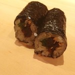 すし 豊倉 - 口説いようですが
      旨い鮨屋では最後に
      かんぴょう巻を喰って
      ください！
      ここのは、
      三つ葉まで入っていて
      絶品です！
      ☆*:.｡. o(≧▽≦)o .｡.:*☆