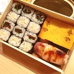 すし 豊倉 - このお土産、凄い！
      ☆*:.｡. o(≧▽≦)o .｡.:*☆
      俺が欲しいよ〜