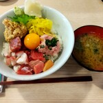 Sushi Sakaba Sazae - 海鮮バクダン丼　1000円