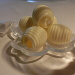 オテル・ドゥ・ミクニ - バター